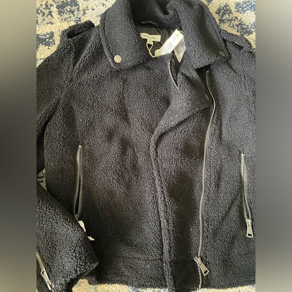 Black max studio jacket. Net - Picture 2 of 3